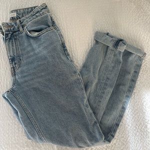 ZARA: STRAIGHT LEG JEANS